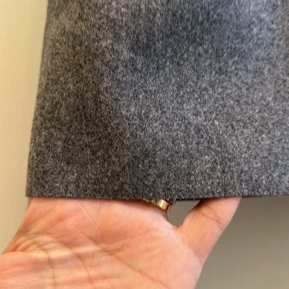 Genny Grey Wool Pencil Skirt Sz 10 - Picture 3 of 9